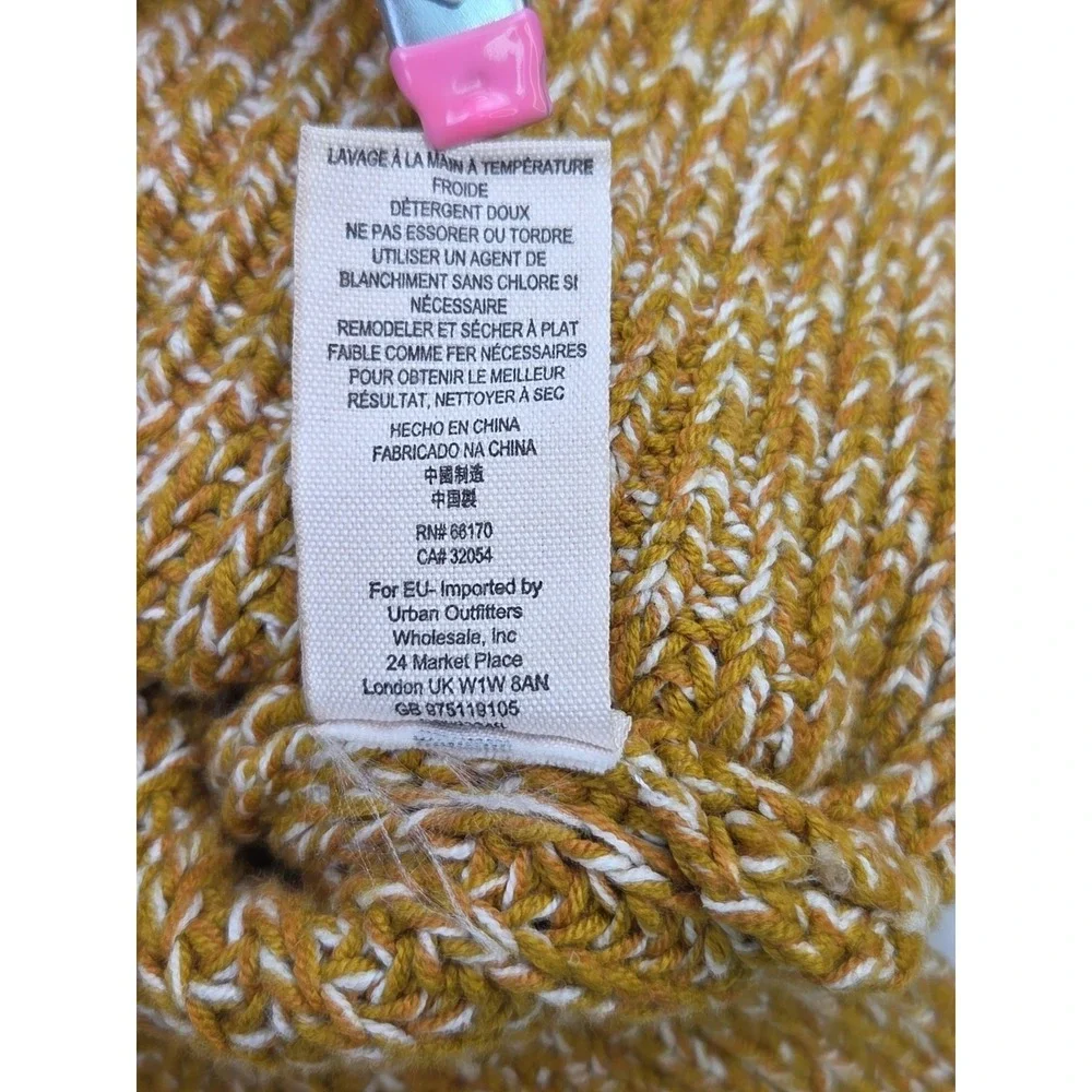 Free People Love This City Sweater V Neck Cropped Collar Yellow Gold Size XS